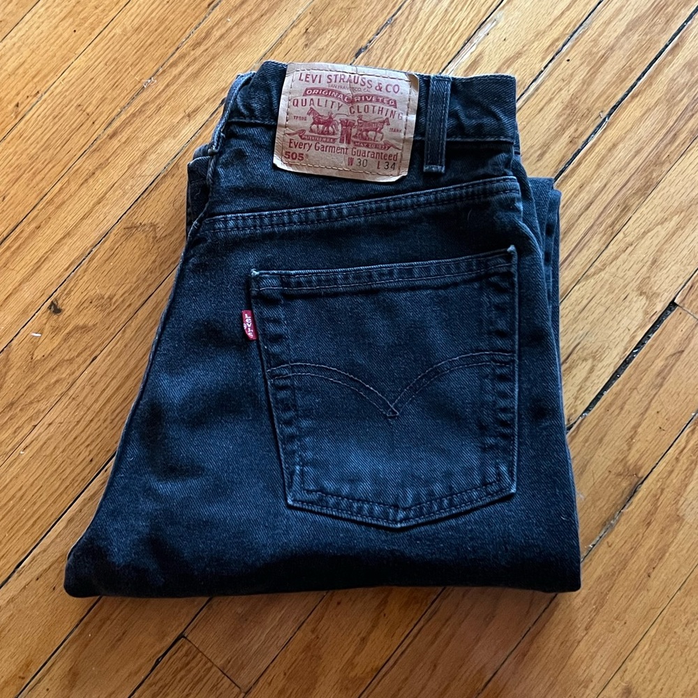 Levi’s women’s 505 jeans in black